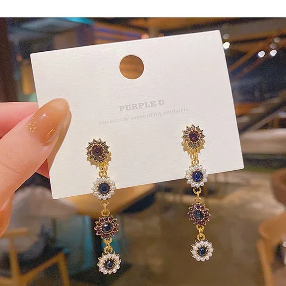 💙Rhinestones Statement Earrings - Picture 3 of 12